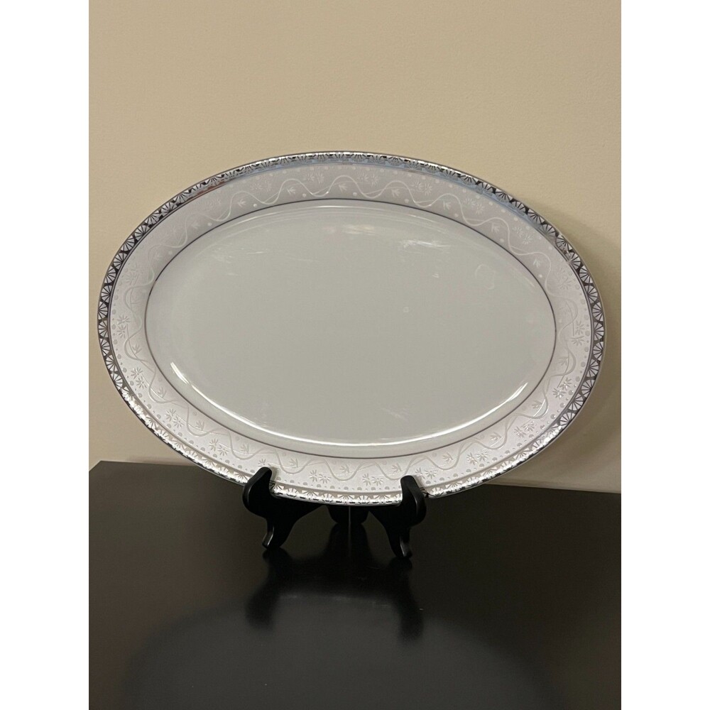 Lorren Home Trends Sirena Silver Scroll 14" Oval Porcelain Serving Platter